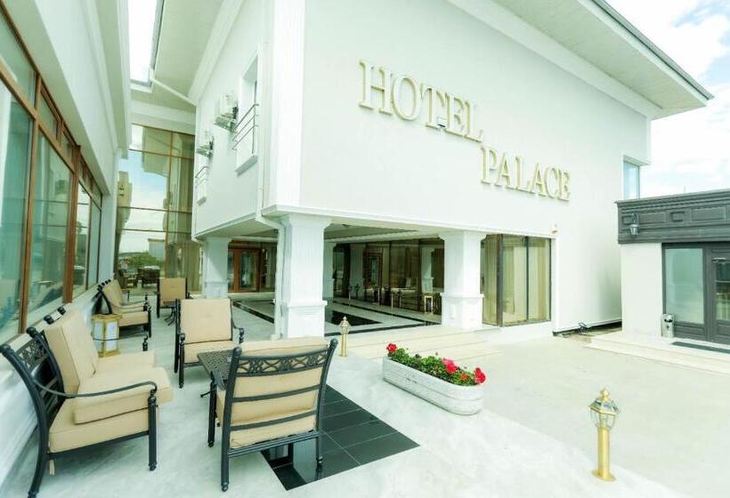 스탠다드 스튜디오 (테라스구비), Palace