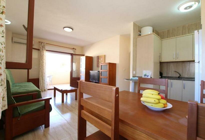 آپارتمان 1 خوابه, Apartamentos Tesy