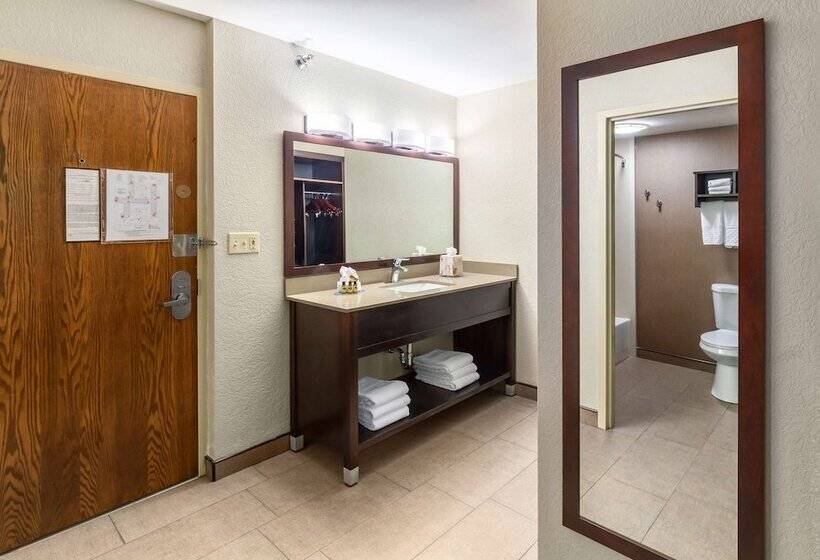 스위트, Best Western Plus Ramkota