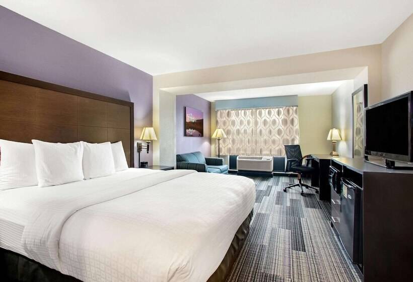 Номер Deluxe, La Quinta Inn & Suites By Wyndham Springfield Airport Plaza