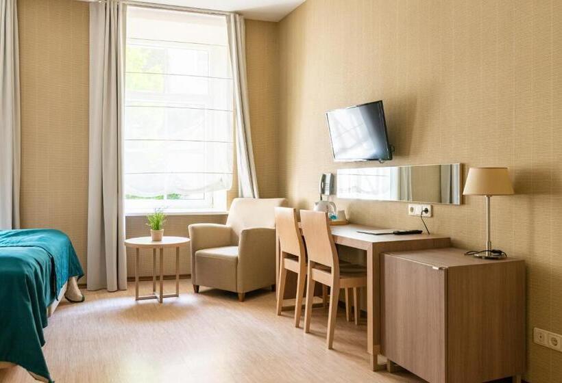 اتاق استاندارد سه نفره, City Hotels Algirdas