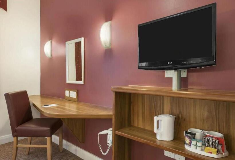 Семейный Номер, Days Inn Corley Nec   M6