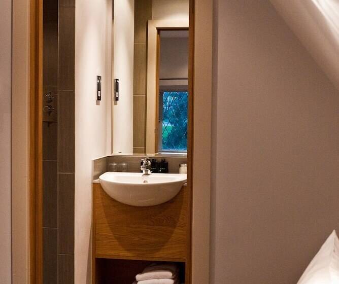 اتاق سوپریور, Great Hallingbury Manor & Lodges
