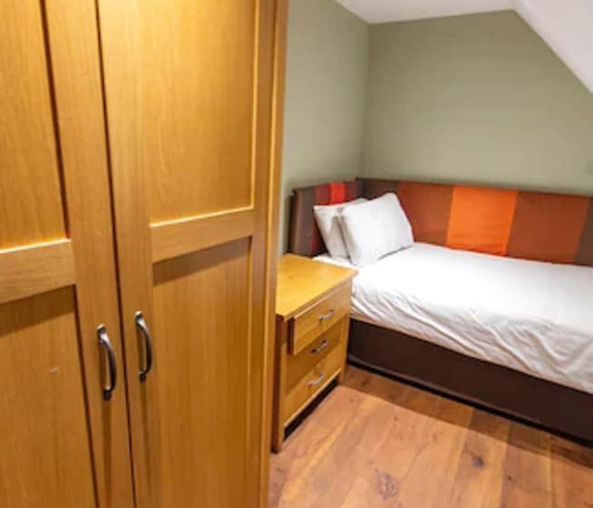 اتاق استاندارد یک نفره, Great Hallingbury Manor & Lodges