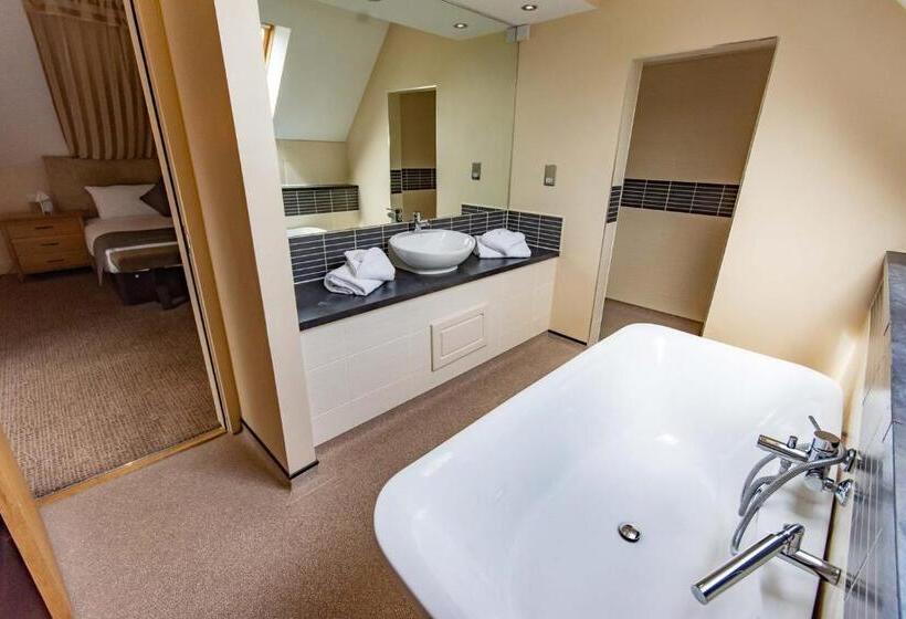 اتاق سوپریور, Great Hallingbury Manor & Lodges