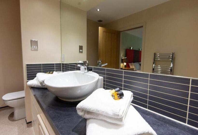 اتاق کلاسیک, Great Hallingbury Manor & Lodges