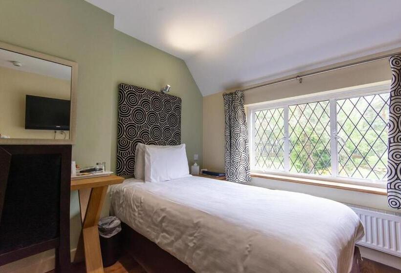 اتاق کلاسیک یک تخته, Great Hallingbury Manor & Lodges