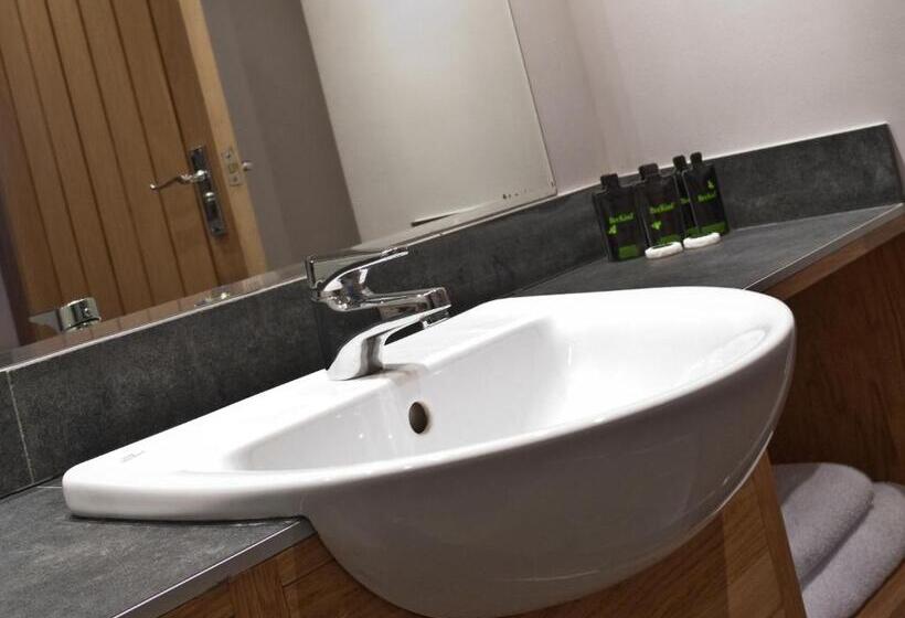 اتاق استاندارد, Great Hallingbury Manor & Lodges