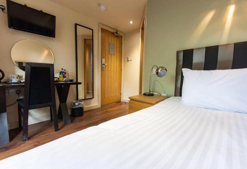 اتاق استاندارد یک نفره, Great Hallingbury Manor & Lodges