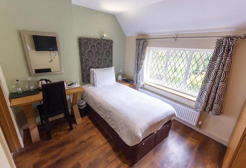 اتاق استاندارد یک نفره, Great Hallingbury Manor & Lodges