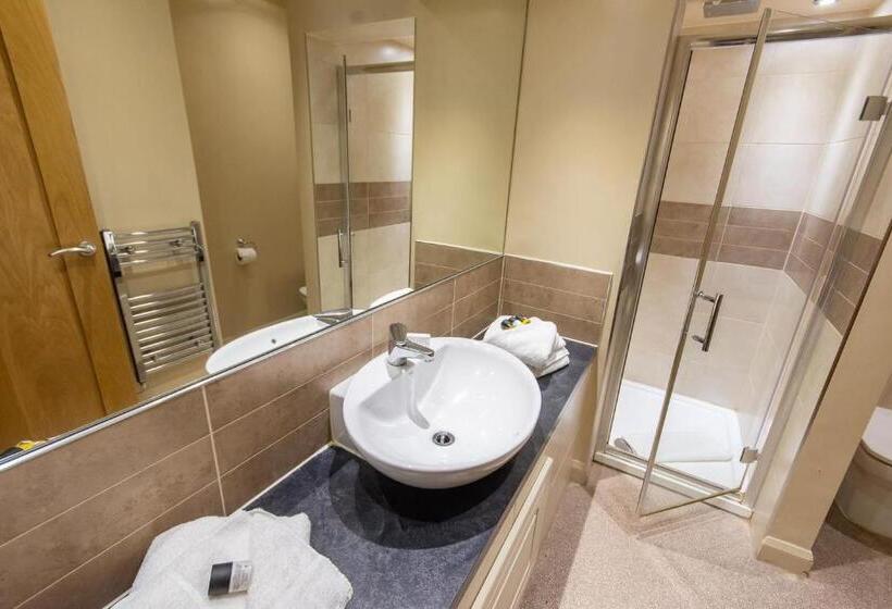 اتاق سوپریور, Great Hallingbury Manor & Lodges