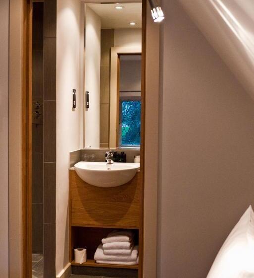اتاق استاندارد, Great Hallingbury Manor & Lodges