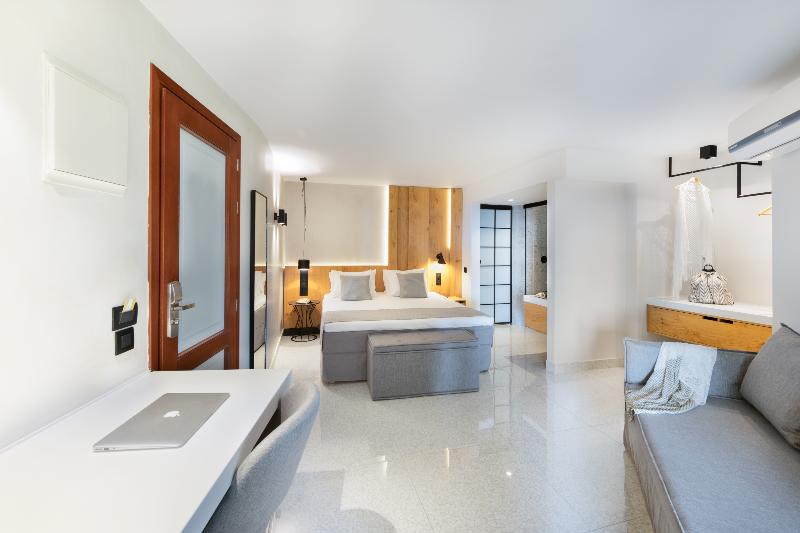 Бунгало Стандарт Вид на Сад, Ikaros Beach, Luxury Resort & Spa   Adults Only