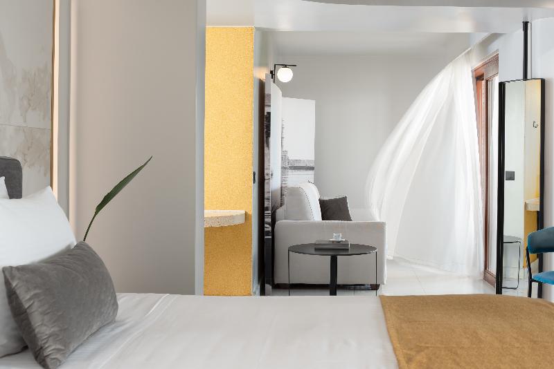 Бунгало Deluxe, Ikaros Beach, Luxury Resort & Spa   Adults Only