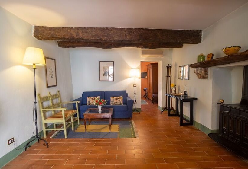 Полулюкс, Laticastelli Country Relais