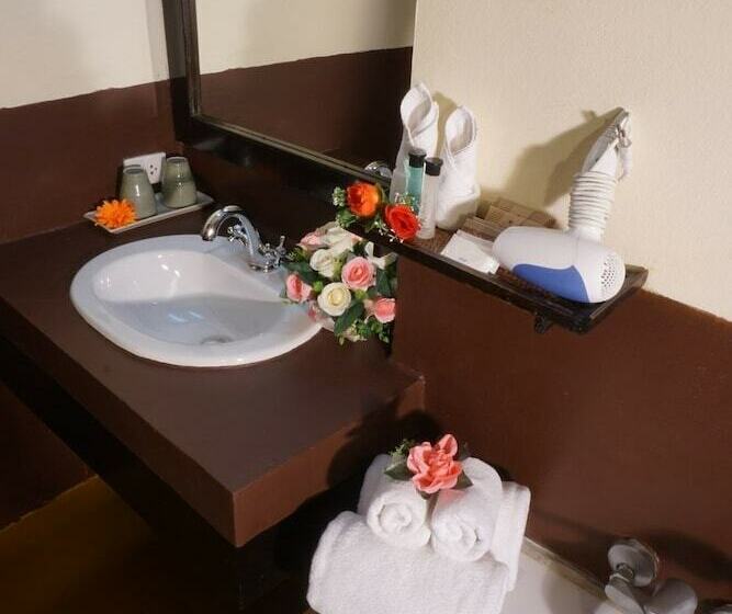 Quarto Deluxe, Takolaburi Cultural Resort