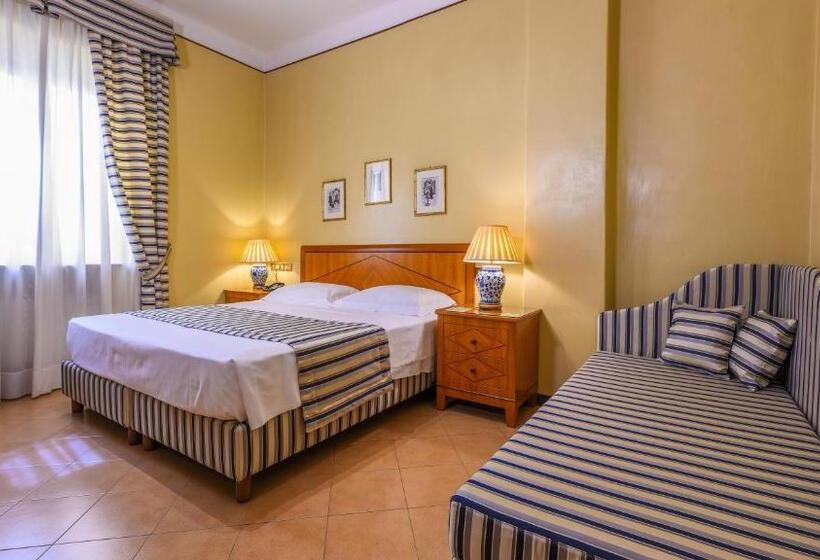 اتاق استاندارد سه نفره, Albergo Reggio