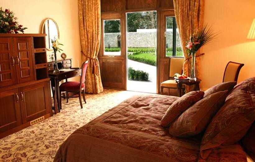 스탠다드 룸, Lough Rynn Castle