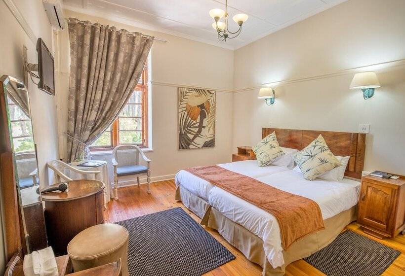 Классический Номер, Montagu Country