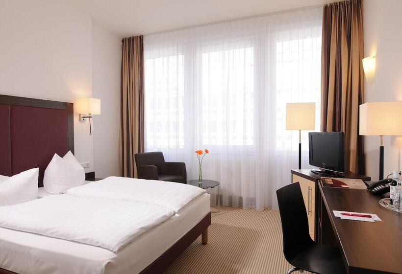 اتاق استاندارد یک نفره, Premier Inn München City Ost