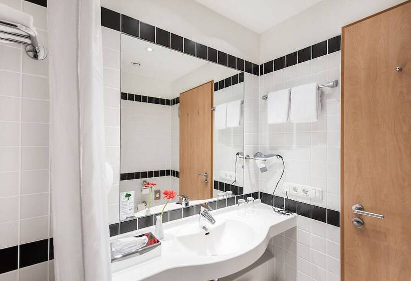 اتاق استاندارد, Premier Inn München City Ost