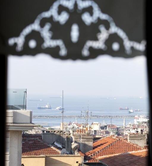 سوئیت پنت هاوس, Niles Istanbul