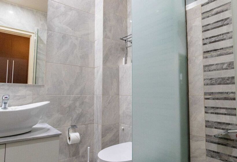 Номер Deluxe с Гидромассажем, Venezia Resort