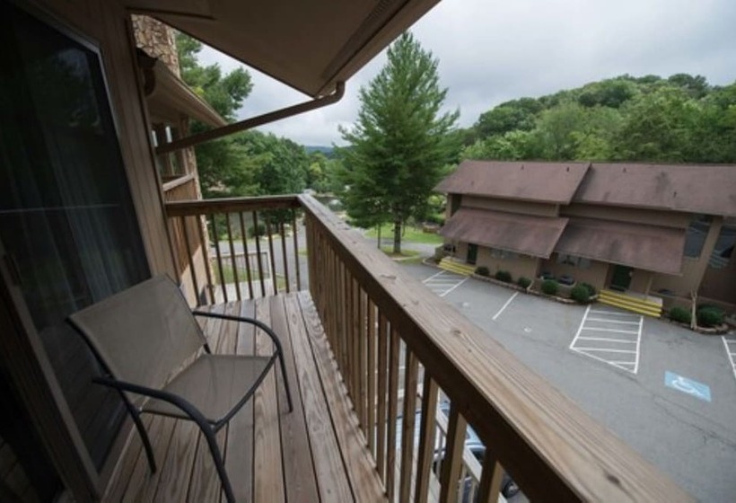 Люкс 2 Спальни, Bluegreen Vacations Blue Ridge Village, An Ascend Resort