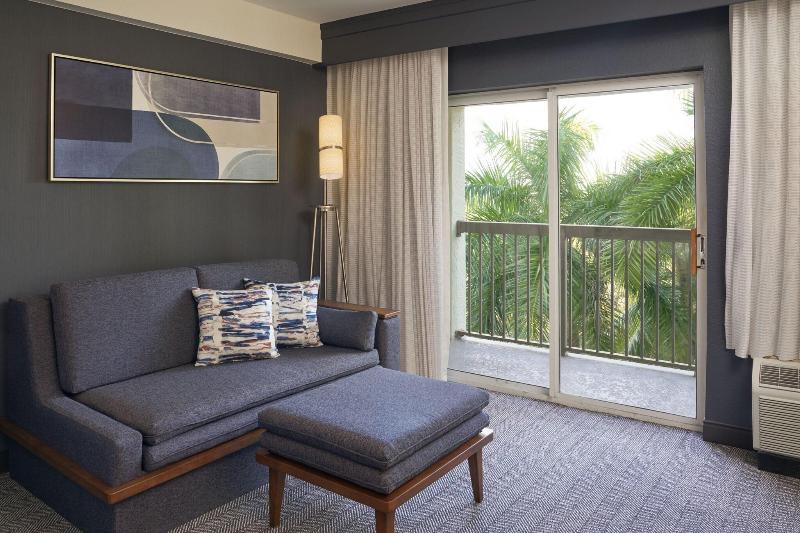 اتاق استاندارد با تخت بزرگ, Courtyard By Marriott Fort Lauderdale Weston