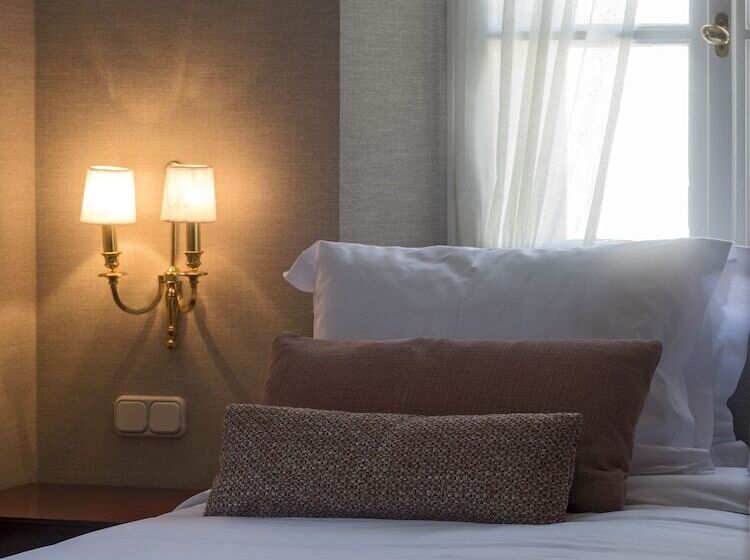 Полулюкс, Kefalari Suites