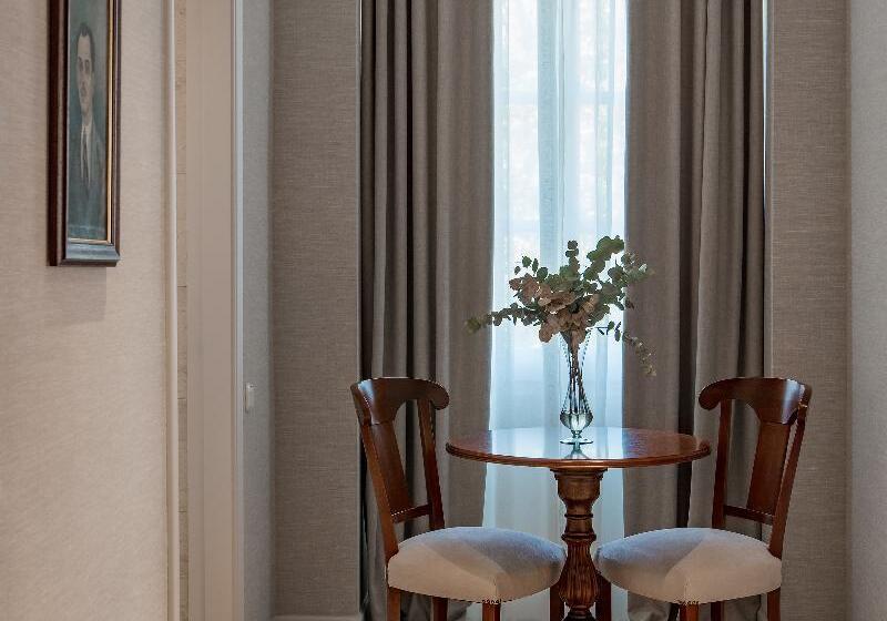 Полулюкс, Kefalari Suites