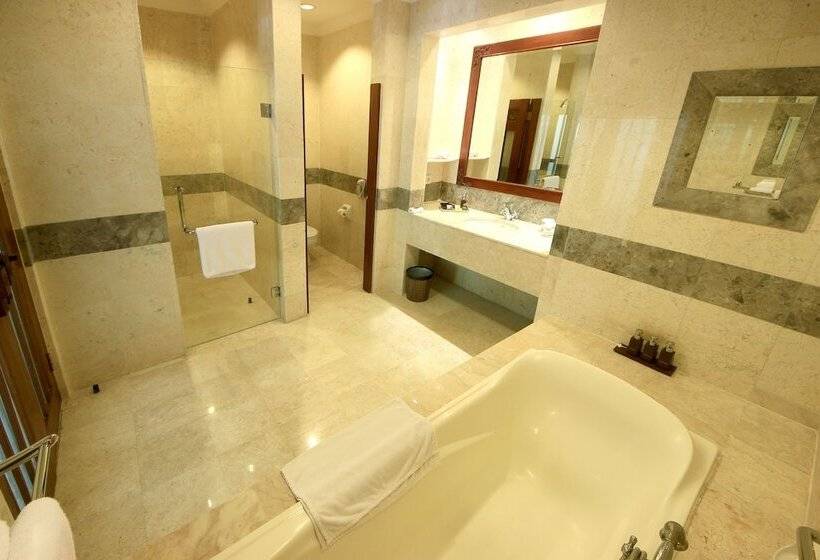 اتاق لوکس با چشم‌انداز باغ, The Grand Bali Nusa Dua