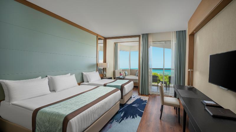 سوییت لوکس, The Grand Bali Nusa Dua