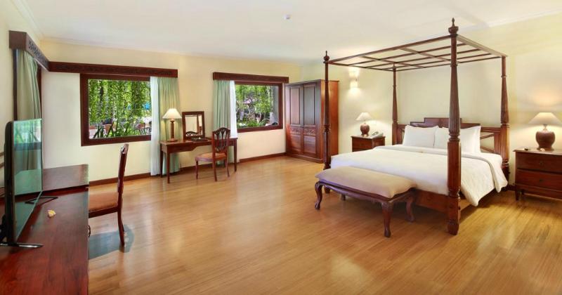 سوییت لوکس, The Grand Bali Nusa Dua