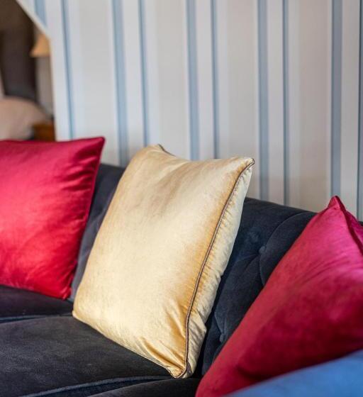 Семейный Номер Вид на Море, Western Isles Hotel
