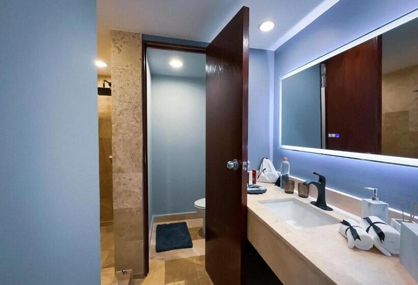 سوییت جونیور لوکس, Opus Grand Toluca Aeropuerto