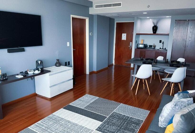 سوییت جونیور لوکس, Opus Grand Toluca Aeropuerto
