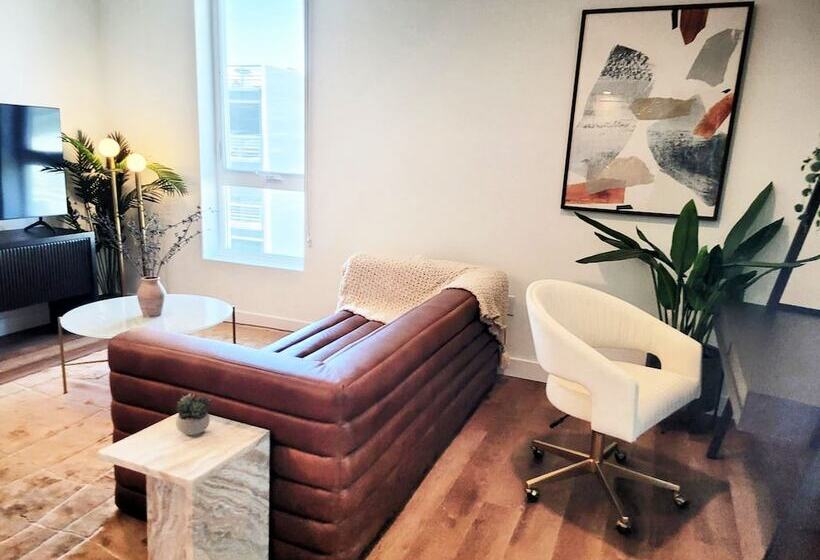 Апартаменты 2 Спальни, Stayspro   Gorgeous Hollywood Living Los Angeles