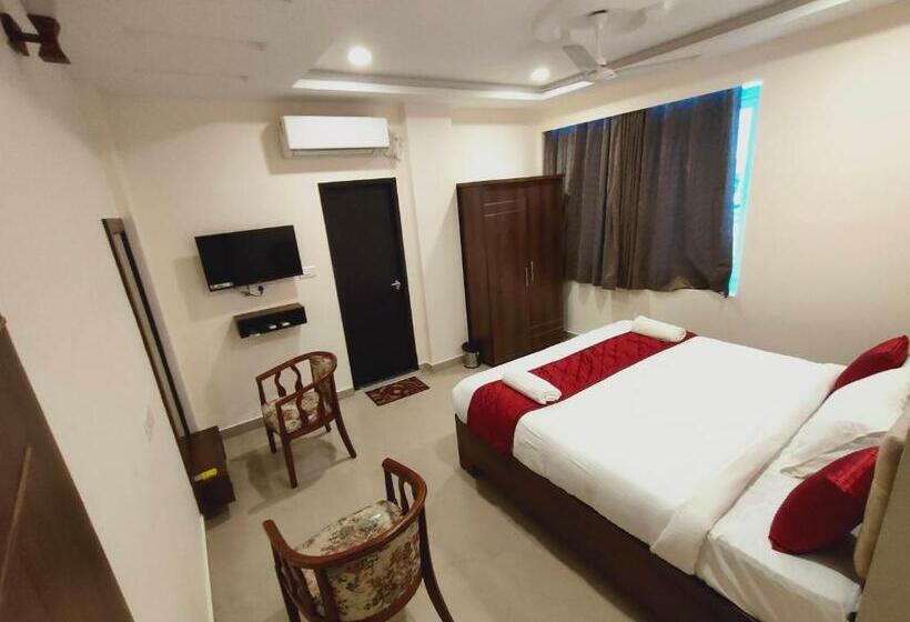 Люкс, Kings Court Guest Inn