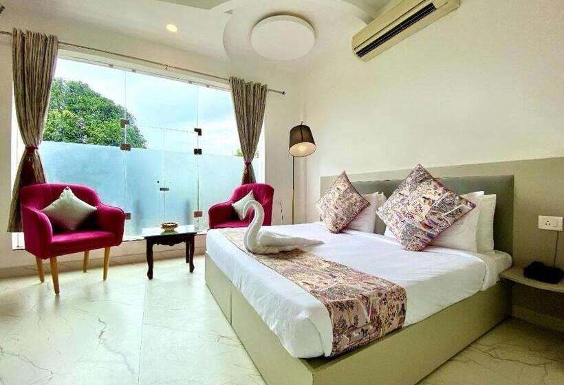 اتاق سوپریور, The Neeraj River Forest Resort Ayurvedic Wellness Center