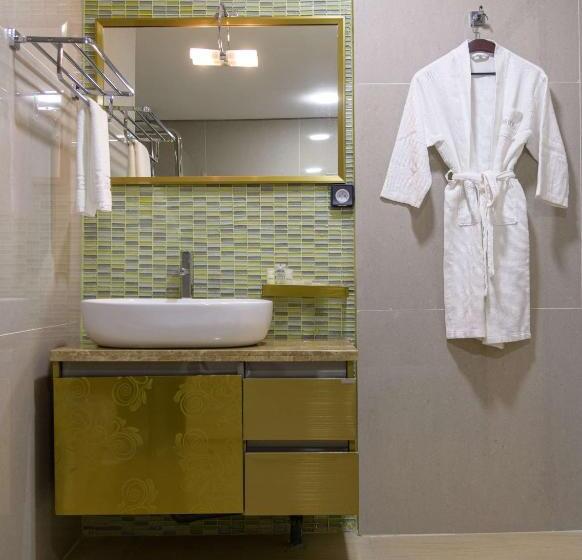 سوییت سوپریور, Best Western Plus Soaho Douala Airport