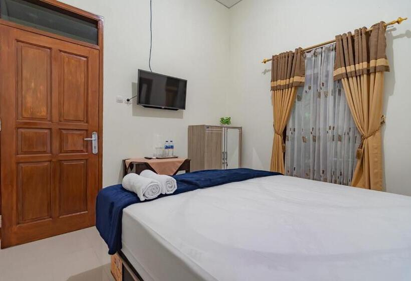 Номер Стандарт, The Lima Guest House Syariah Mitra Reddoorz
