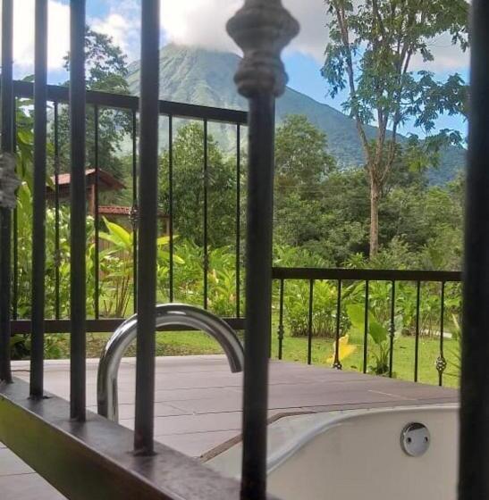 Вилла 1 Спальня, Tropical Suites & Villas