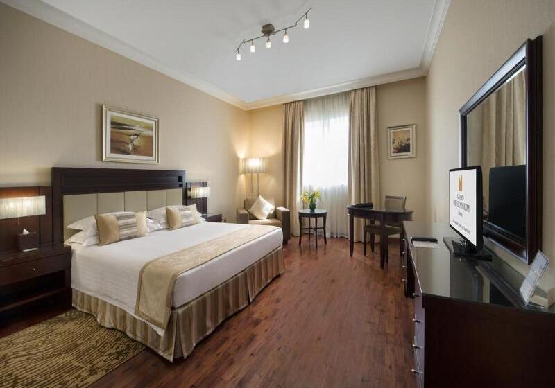 Номер Superior, Grand Millennium  Dubai