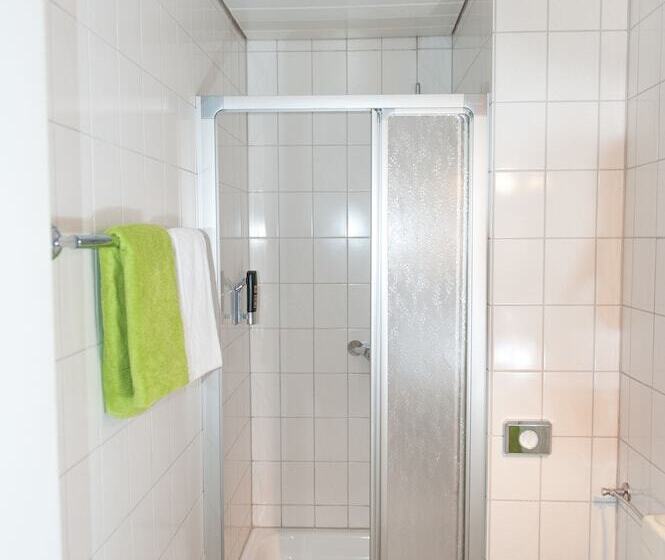 اتاق استاندارد یک نفره, Komfort Hotel Wiesbaden