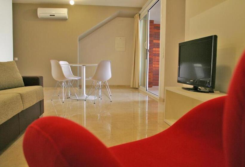 اتاق خانوادگی, L  Escala Resort