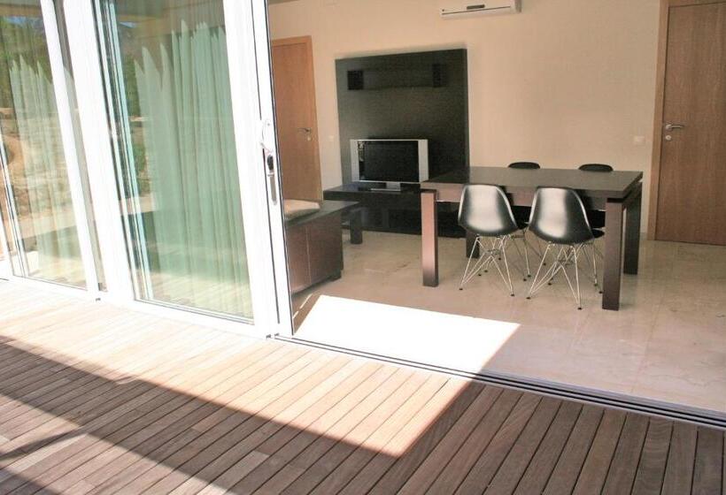 آپارتمان 1 خوابه با تراس, L  Escala Resort