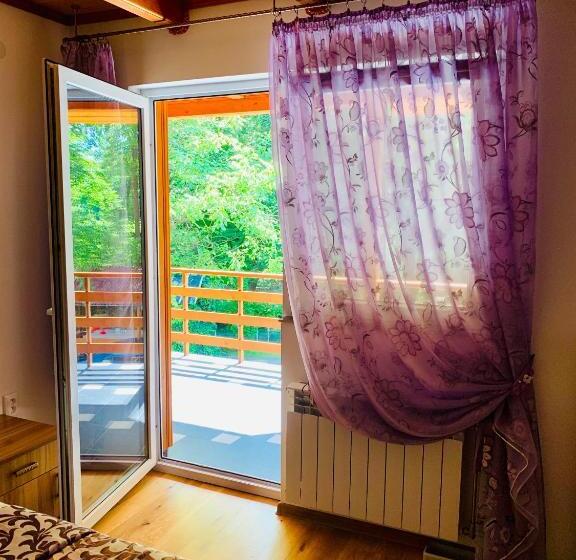 Номер Deluxe, янтарная форель