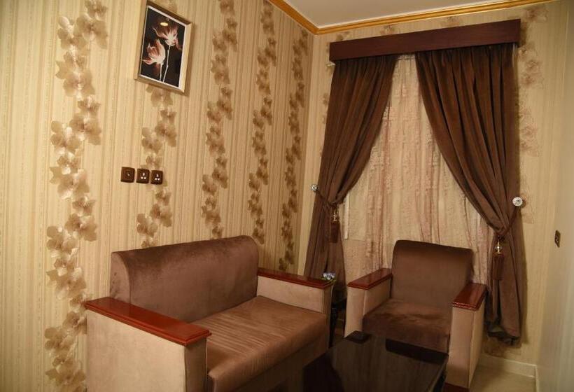 单人经济间, Pearl Palace Hotel Suits