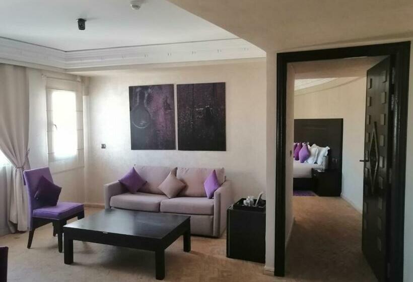 سوییت لوکس, Dellarosa Boutique Hotel And Spa